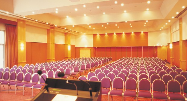 Exclusive Tips for Choosing the Right Conference Venue